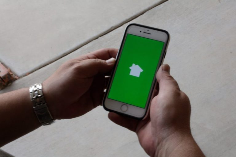 Albuquerque Residents Sharing Too Much ‘Nextdoor’?