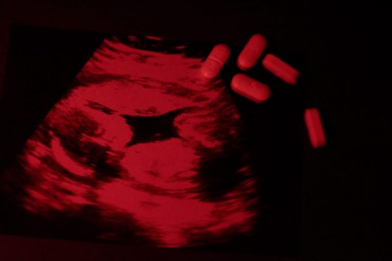 Physicians expanding programs for infants of opioid addicts