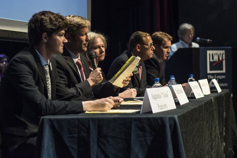Albuquerque police reforms take center stage at mayoral forum