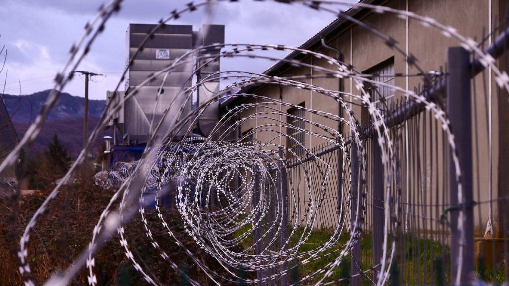 Torrance County manager warns of economic ruin if detention facility closes