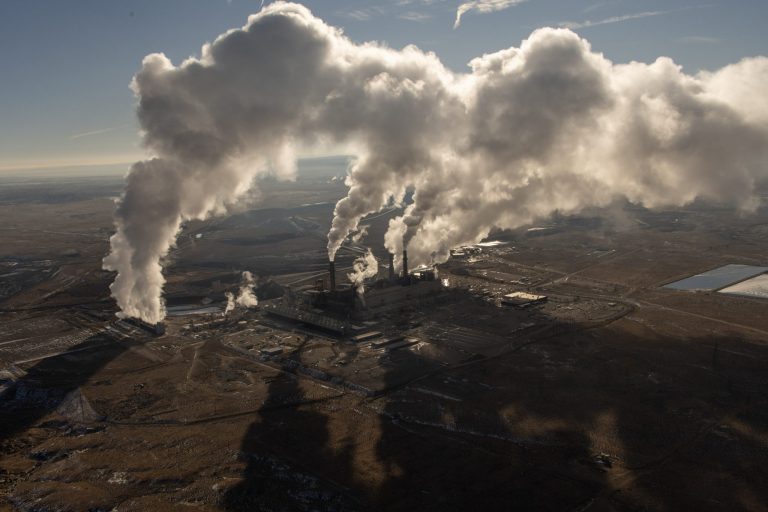 Power switch: As New Mexico swaps coal for renewables, San Juan County struggles to chart a new future
