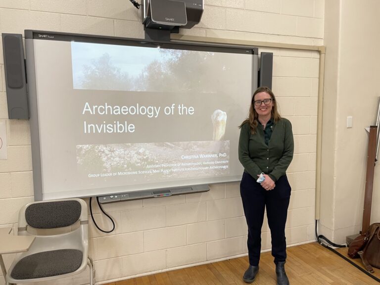 Harvard professor discusses the “archaeology of the invisible”