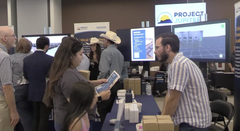 Project Jupiter open house attracted supporters, concerned community members and protesters