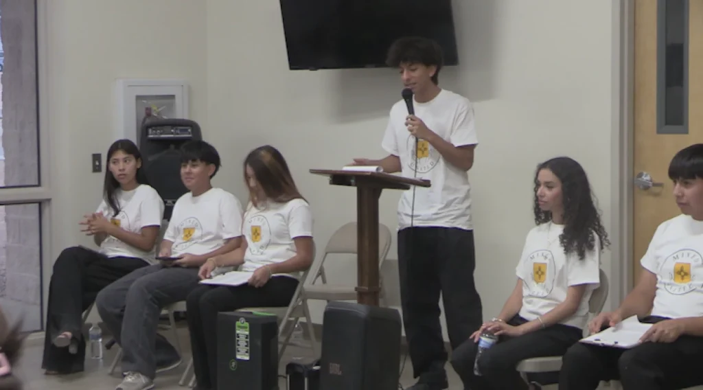 Youth-led event highlights experiences of mixed-status families in Chaparral